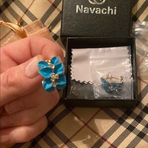 Navachi Blue Flower Earrings